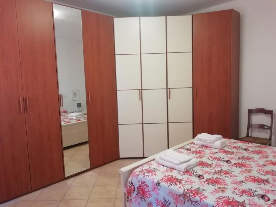 Villetta A Schiera Nei Pressi Del Mare Livorno Bagian luar foto